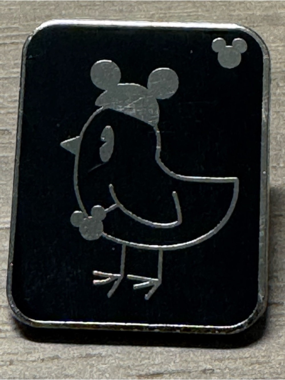 5/$25 Disney Bird With Mouse‎ Ears Pin